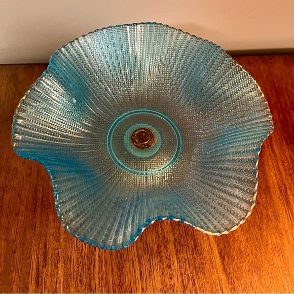 Vintage Blue Venetian Glass Bowl With Brass Stand Gold
Trim Italy 5" H x 9.75" D - Picture 3 of 8